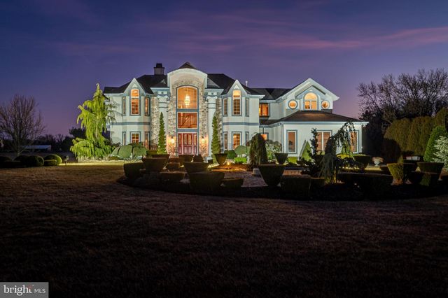 4491 E CHESTNUT AVE, Vineland, NJ 08361