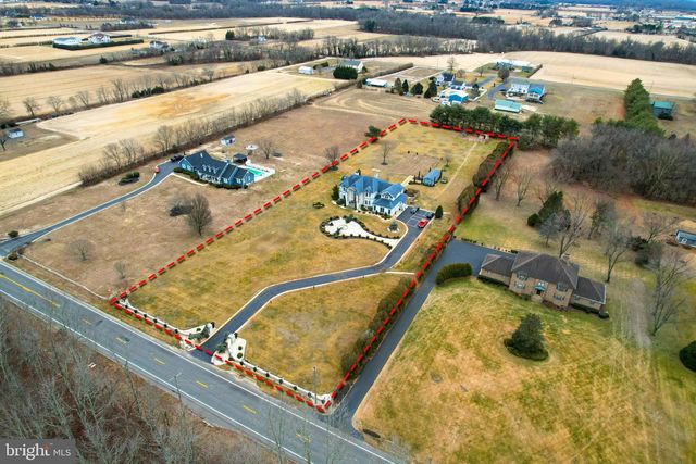 4491 E CHESTNUT AVE, Vineland, NJ 08361