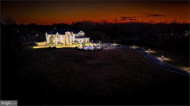 4491 E CHESTNUT AVE, Vineland, NJ 08361