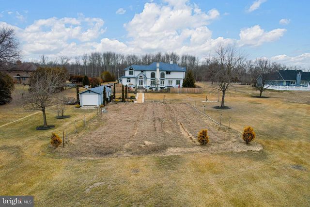 4491 E CHESTNUT AVE, Vineland, NJ 08361