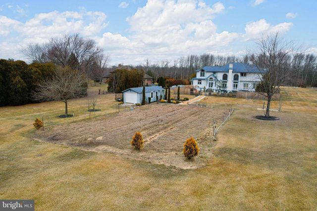 4491 E CHESTNUT AVE, Vineland, NJ 08361