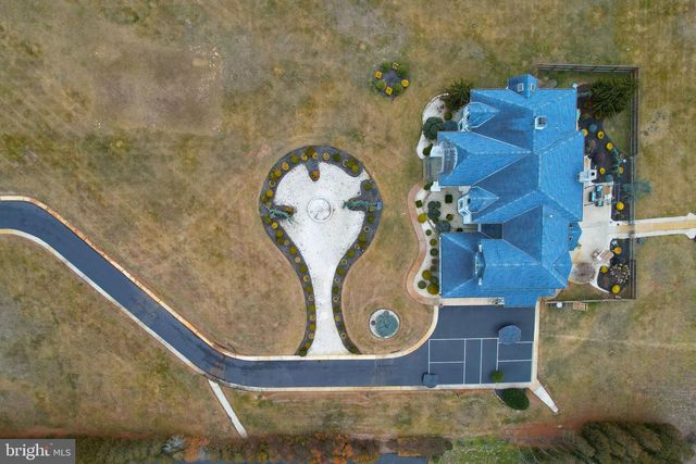 4491 E CHESTNUT AVE, Vineland, NJ 08361