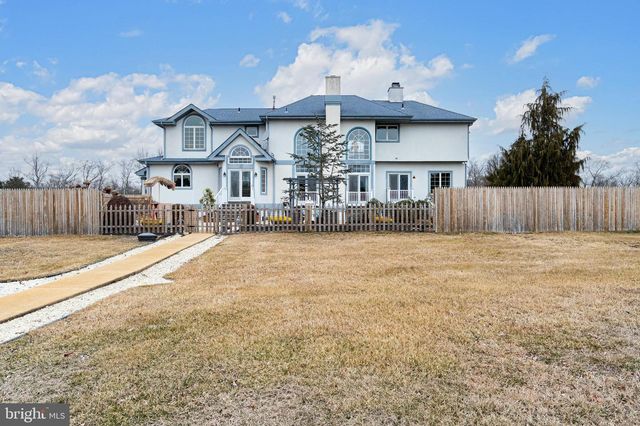 4491 E CHESTNUT AVE, Vineland, NJ 08361