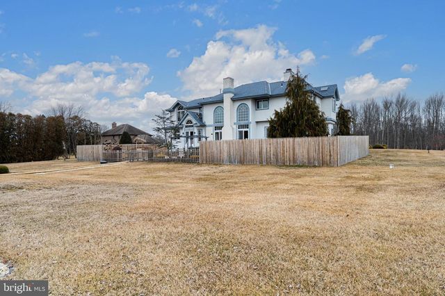 4491 E CHESTNUT AVE, Vineland, NJ 08361