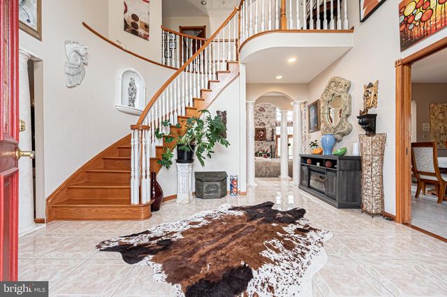 4491 E CHESTNUT AVE, Vineland, NJ 08361