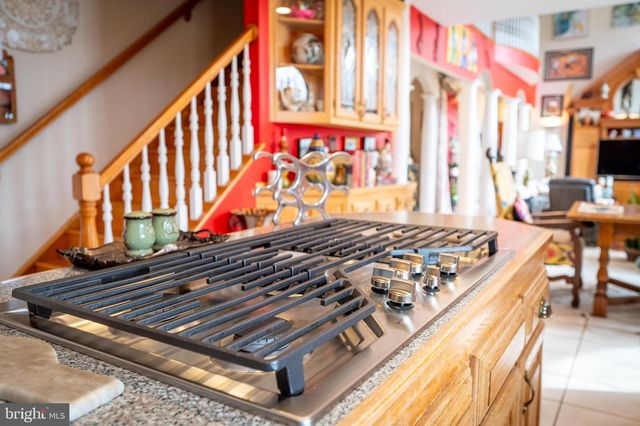 4491 E CHESTNUT AVE, Vineland, NJ 08361