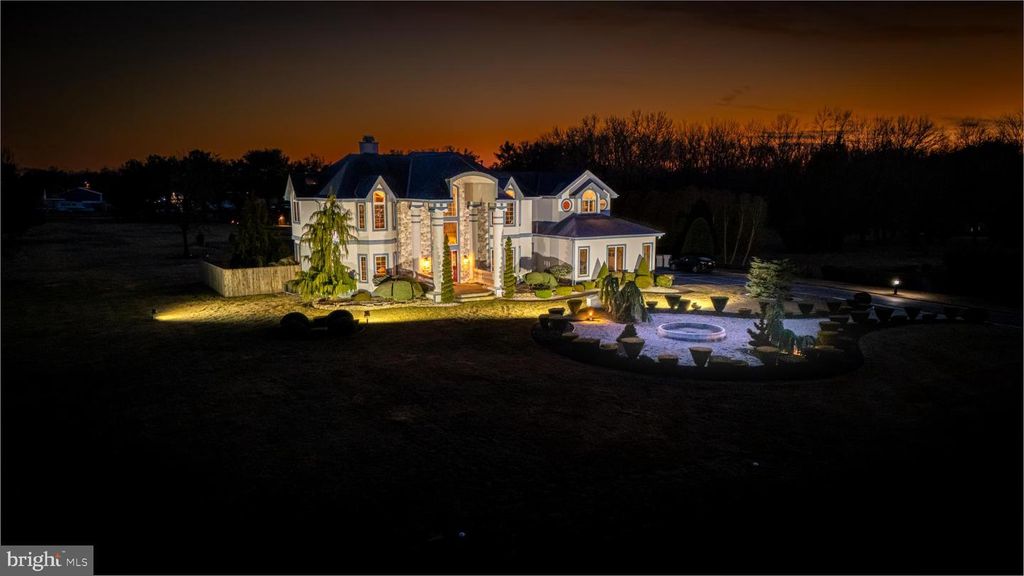 4491 E CHESTNUT AVE, Vineland, NJ 08361