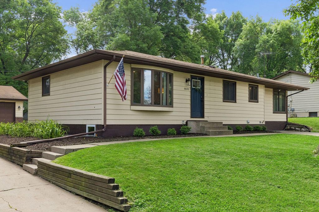 6631 Oakwood Street, Rockford, MN 55373 — photo 2