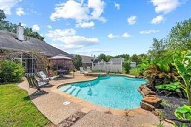 21719 Mueschke Road, Tomball, TX 77377