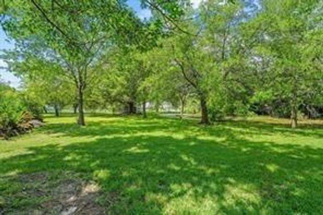 21719 Mueschke Road, Tomball, TX 77377