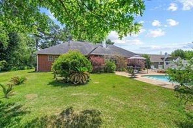21719 Mueschke Road, Tomball, TX 77377
