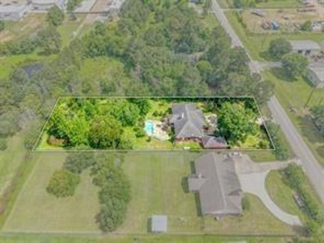 21719 Mueschke Road, Tomball, TX 77377