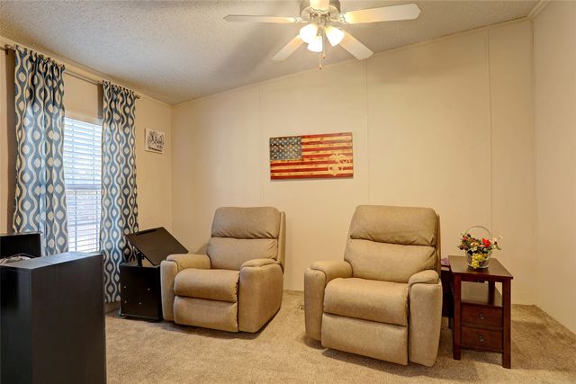 500 Possom Trot Hollow Road, Whitewright, TX 75491