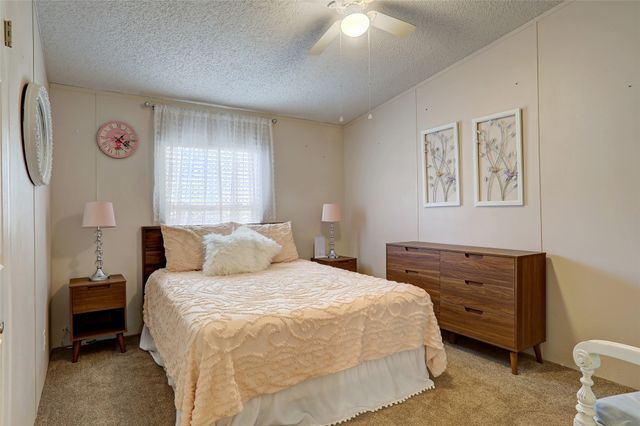 500 Possom Trot Hollow Road, Whitewright, TX 75491