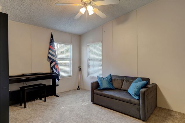 500 Possom Trot Hollow Road, Whitewright, TX 75491