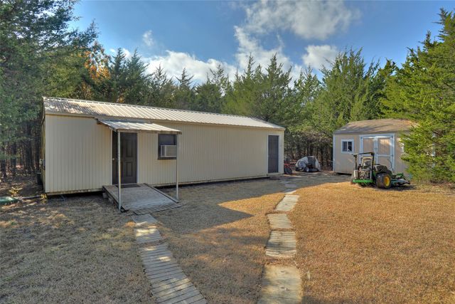 500 Possom Trot Hollow Road, Whitewright, TX 75491