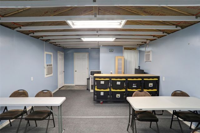 500 Possom Trot Hollow Road, Whitewright, TX 75491