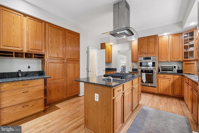 11612 SETTLERS CIR, Germantown, MD 20876