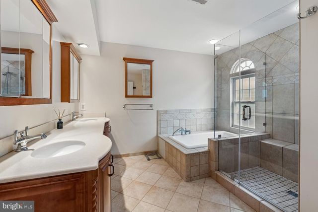 11612 SETTLERS CIR, Germantown, MD 20876
