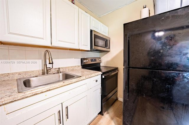 532 NW 19th Ave, Fort Lauderdale, FL 33311