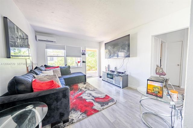 532 NW 19th Ave, Fort Lauderdale, FL 33311
