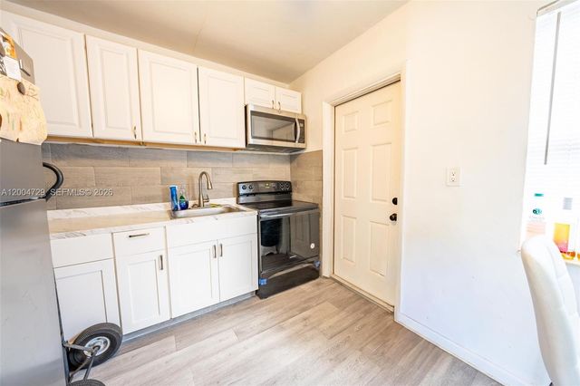 532 NW 19th Ave, Fort Lauderdale, FL 33311