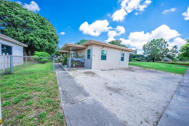 532 NW 19th Ave, Fort Lauderdale, FL 33311