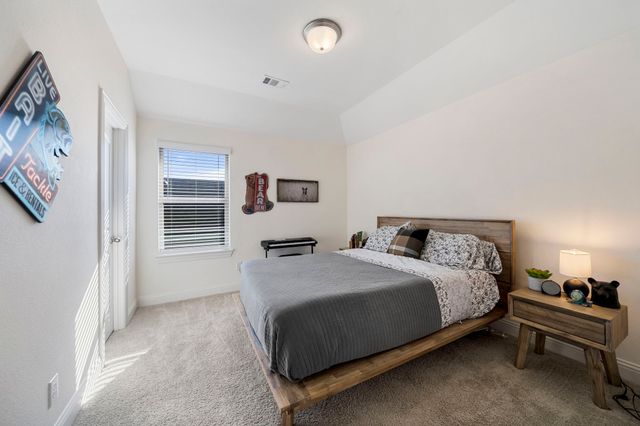 8109 Meadow Valley Drive, Mckinney, TX 75071