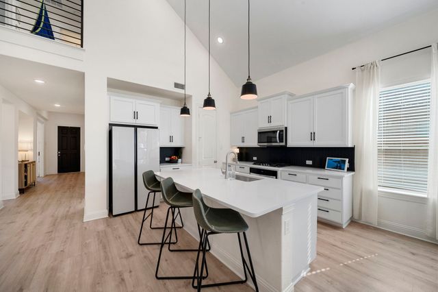 8109 Meadow Valley Drive, Mckinney, TX 75071