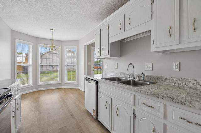3708 Kendra Ct, S, Clarksville, TN 37040