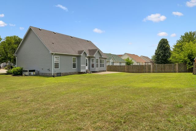 3708 Kendra Ct, S, Clarksville, TN 37040