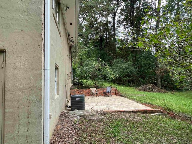 1734 W King Street, Quincy, FL 32351