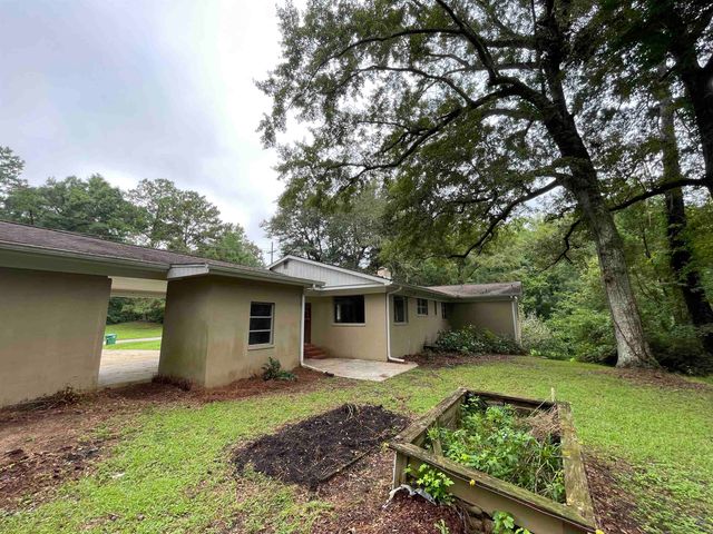1734 W King Street, Quincy, FL 32351
