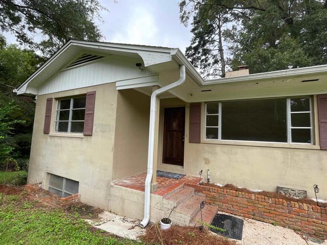 1734 W King Street, Quincy, FL 32351