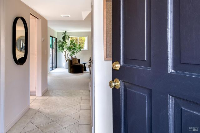 5 Grande Paseo, San Rafael, CA 94903