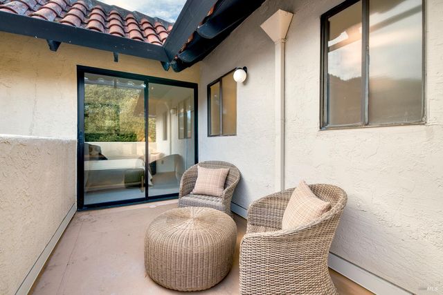 5 Grande Paseo, San Rafael, CA 94903