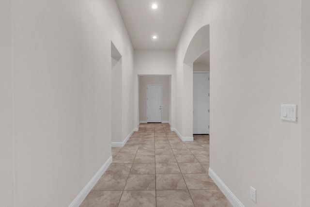 3560 Bloomfield Ln, Clovis, CA 93619