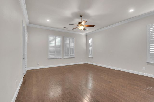 3560 Bloomfield Ln, Clovis, CA 93619