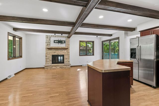 761 Torchwood Court, New Brighton, MN 55112