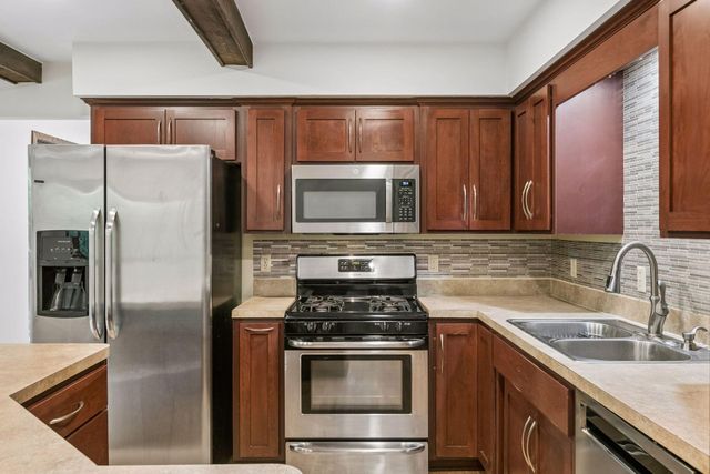 761 Torchwood Court, New Brighton, MN 55112