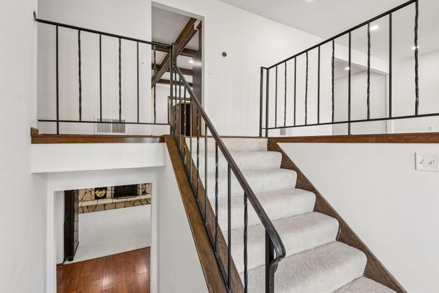 761 Torchwood Court, New Brighton, MN 55112