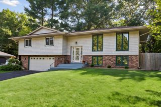 761 Torchwood Court, New Brighton, MN 55112