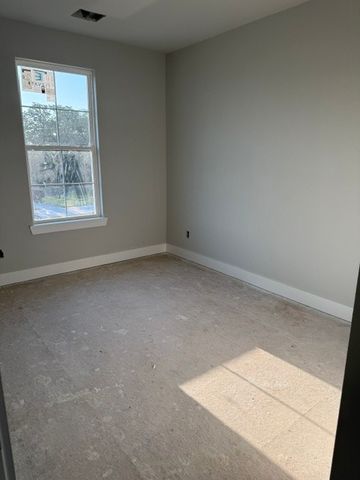 907 Fork Court, College Station, TX 77845