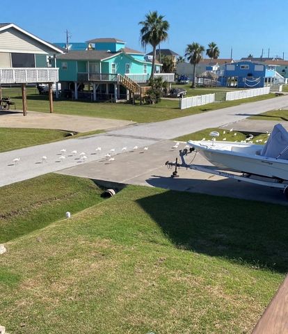 4014 Reeves Drive, Galveston, TX 77554