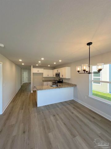 3355 Bliss Ln 5E, Cantonment, FL 32533