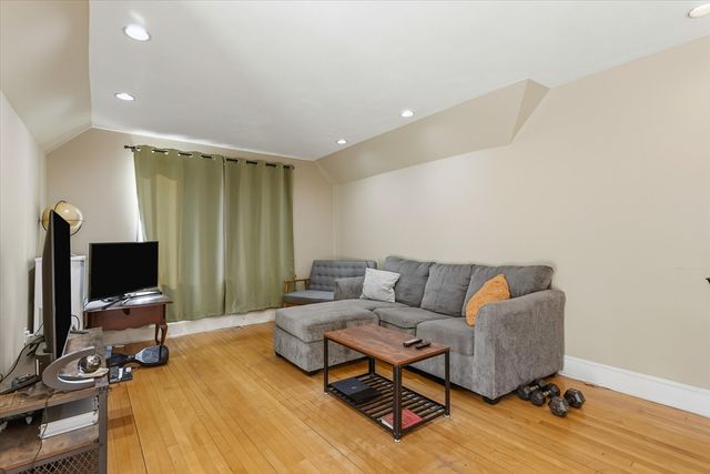 7 High Rock Way 3, Boston, MA 02134
