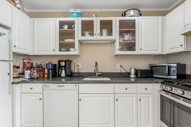 7 High Rock Way 3, Boston, MA 02134