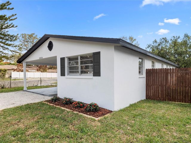 1426 W YUKON STREET, Tampa, FL 33604