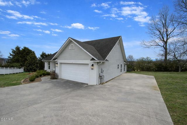 1621 Upper Ridge Court, Sevierville, TN 37862