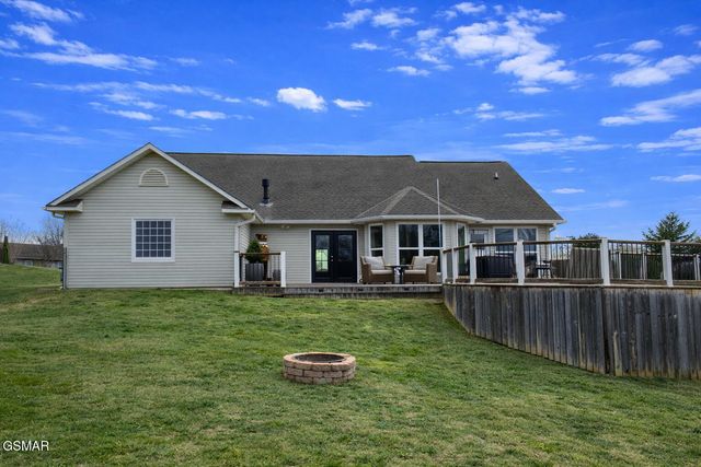 1621 Upper Ridge Court, Sevierville, TN 37862